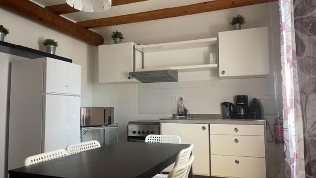 L'Isle Appartement Beaucaire  Buitenkant foto